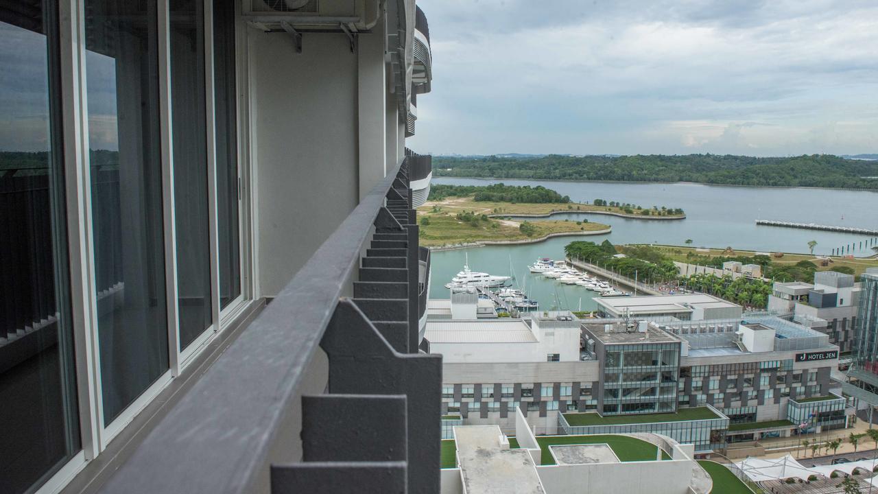 Encorp Marina Suites By Iconic Bliss Нусаяя Екстер'єр фото