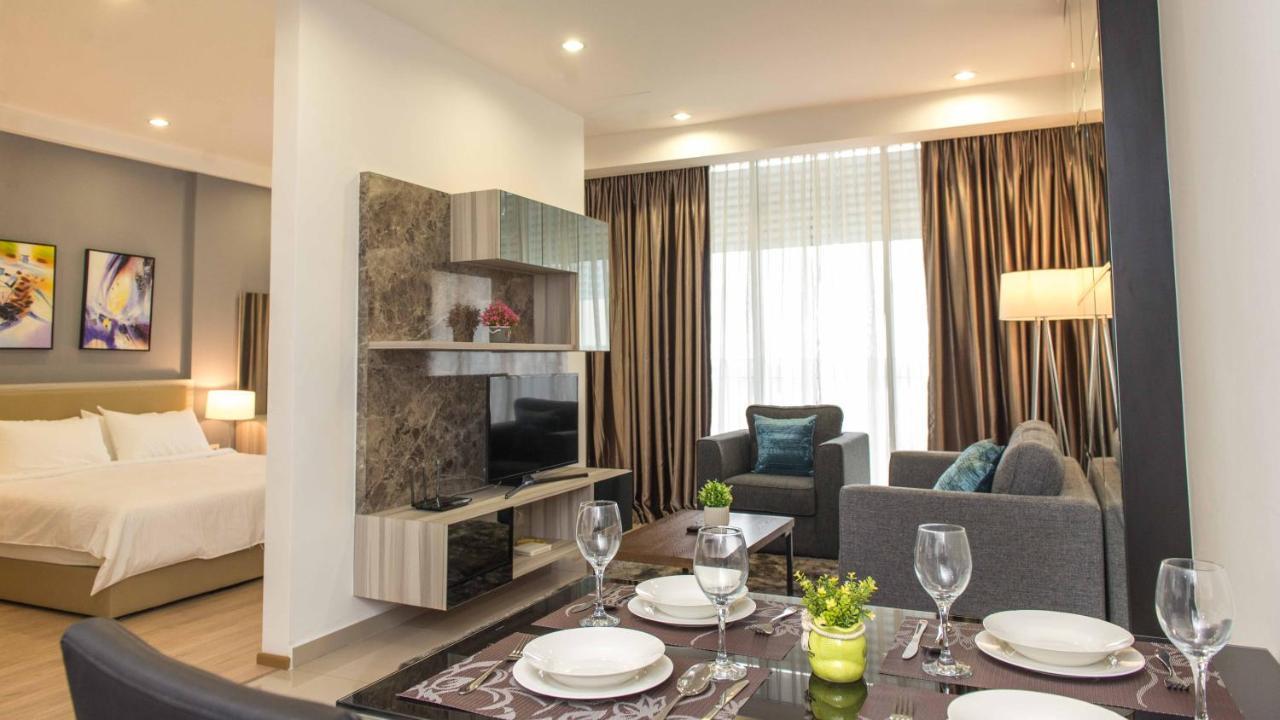 Encorp Marina Suites By Iconic Bliss Нусаяя Екстер'єр фото