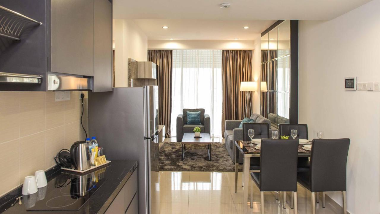 Encorp Marina Suites By Iconic Bliss Нусаяя Екстер'єр фото